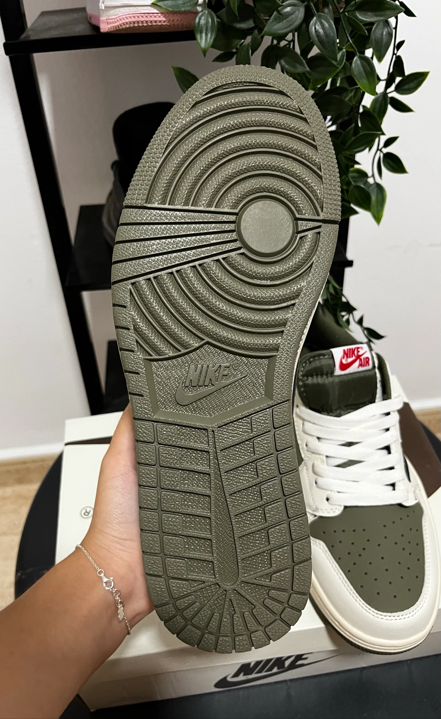 Jordan 1 Retro Low OG SP Travis Scott Medium Olive Size43 – photo 8